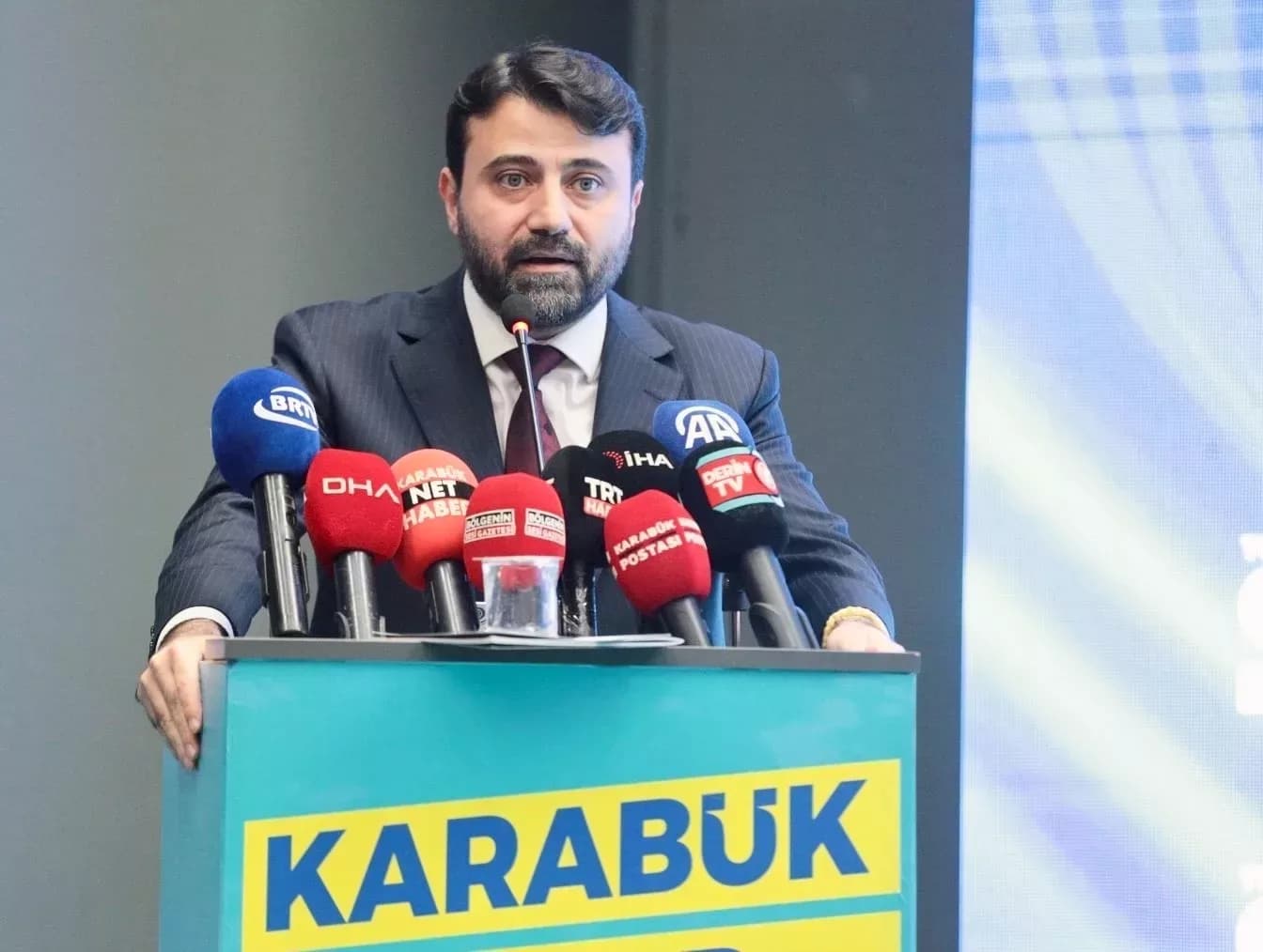 Şahin’den "Ovacık’a yatırım yapılmadı" sözlerine tepki
