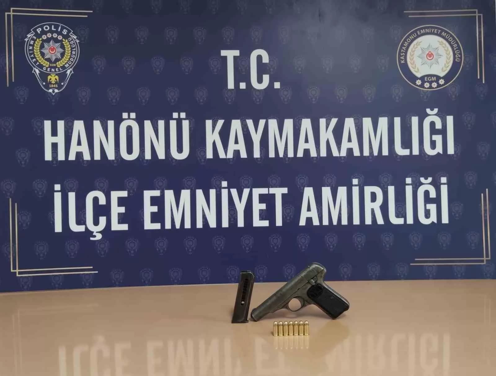 Kastamonu’da ruhsatsız tabanca ele geçirildi