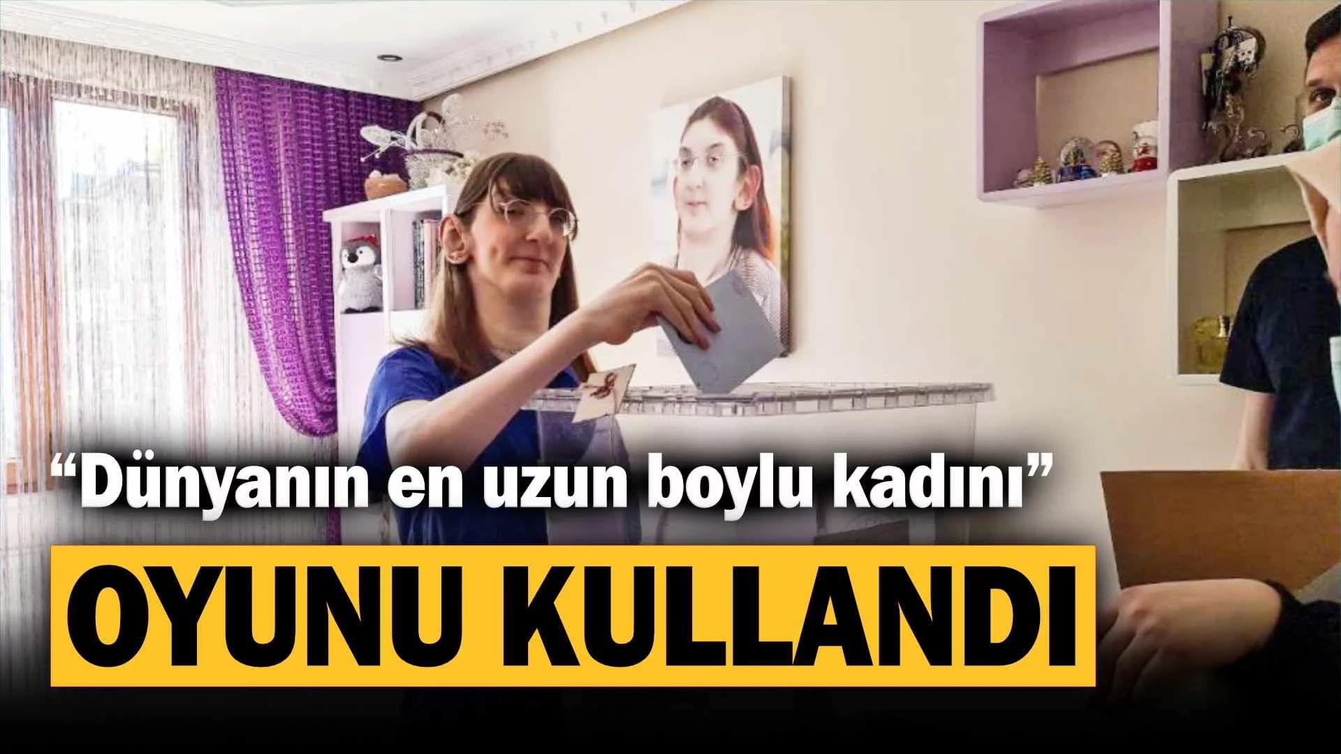 5 dünya rekoru bulunan “Dünyanın en uzun boylu kadını” oyunu kullandı