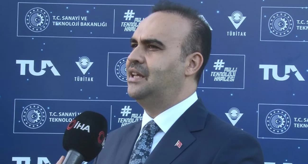 Bakan Kacır: "Artık uzay liginde Türkiye A takımında"