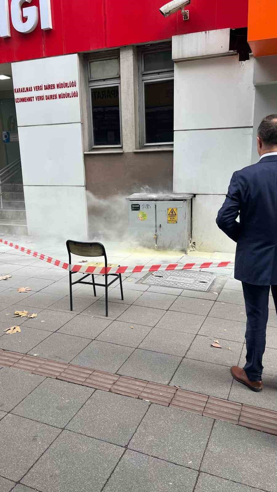 Gazipaşa Caddesi’ndeki trafoda yangın paniği