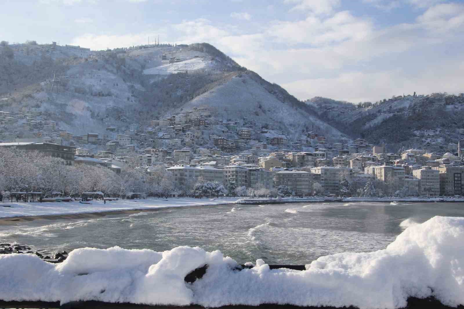 Ordu’dan kartpostallık kar manzaraları