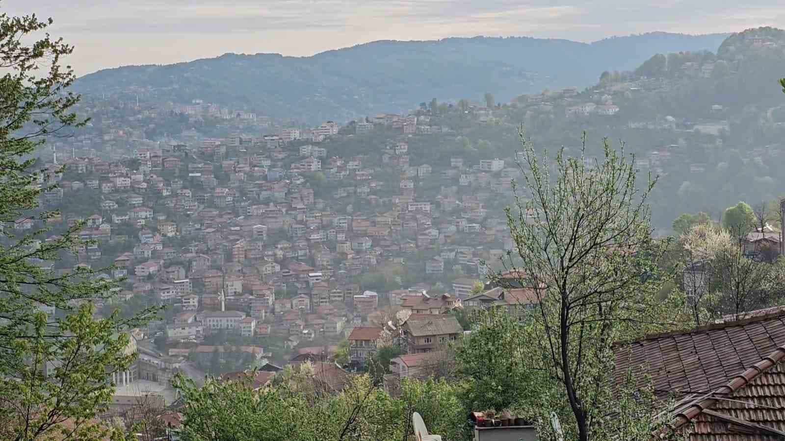 Bayram sabahı korkutan gelenek