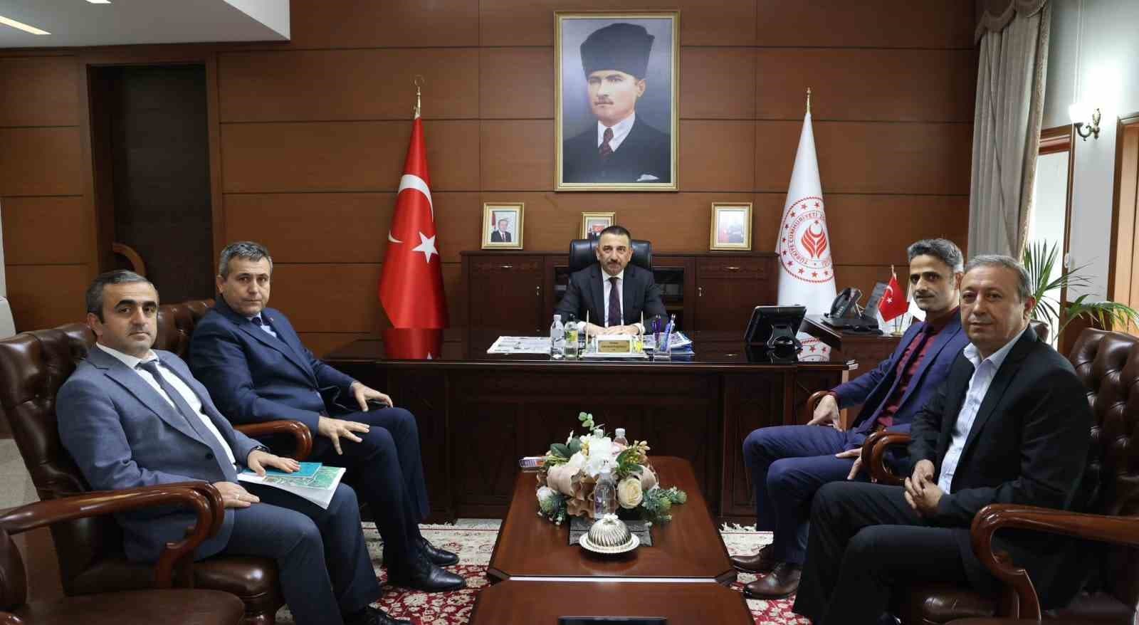 Zonguldak Valiliği’nde Çaycuma Havalimanı toplantısı