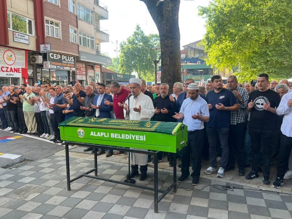 Kanserden ölen Kaplancan son yolculuğuna uğurlandı