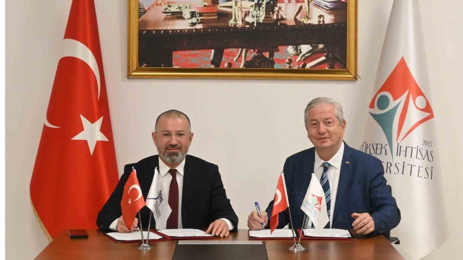 Sosyalfest 2025’e Yüksek İhtisas Üniversitesi ortak oldu