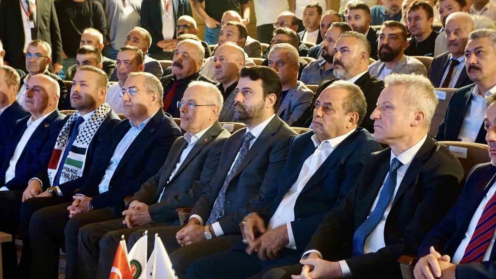 Başkan Yılmaz güven tazeledi
