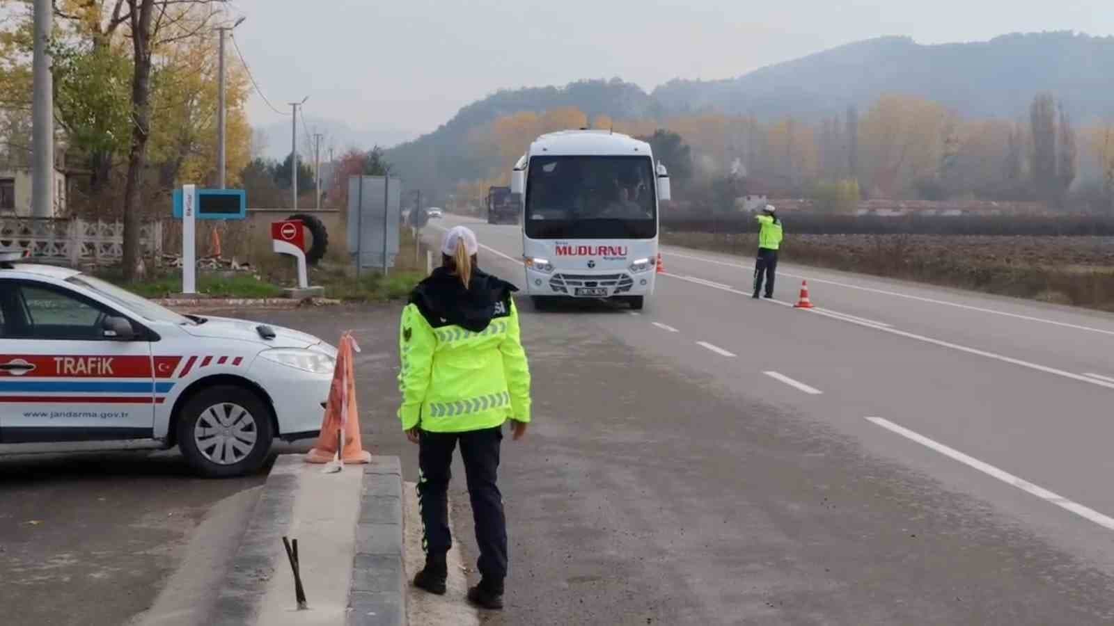 Jandarmadan yolcu otobüslerine sivil denetim