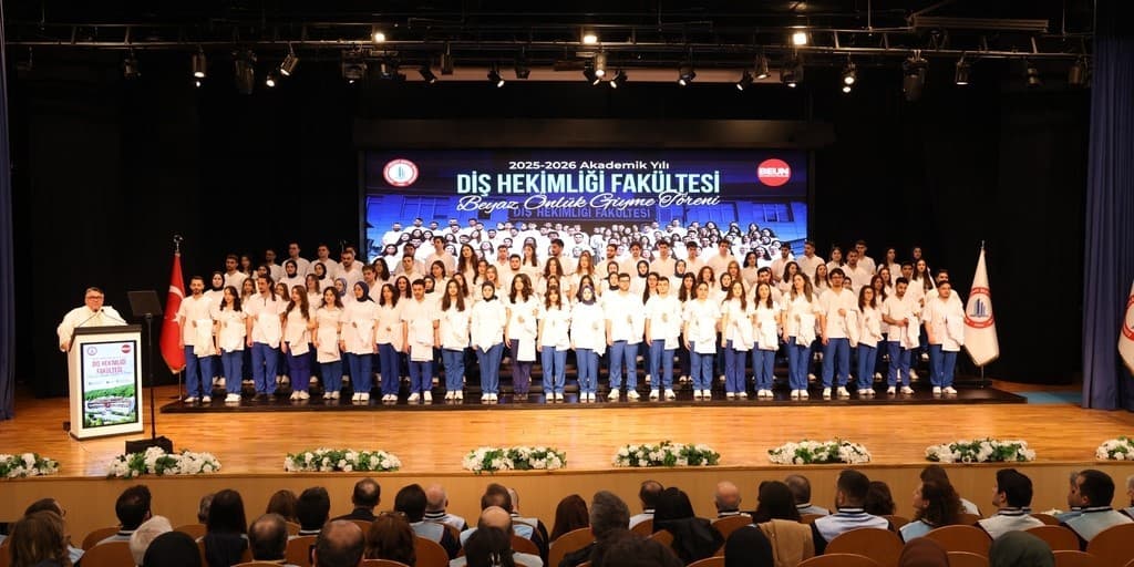 BEUN’da geleceğin diş hekimleri beyaz önlüklerini giydi