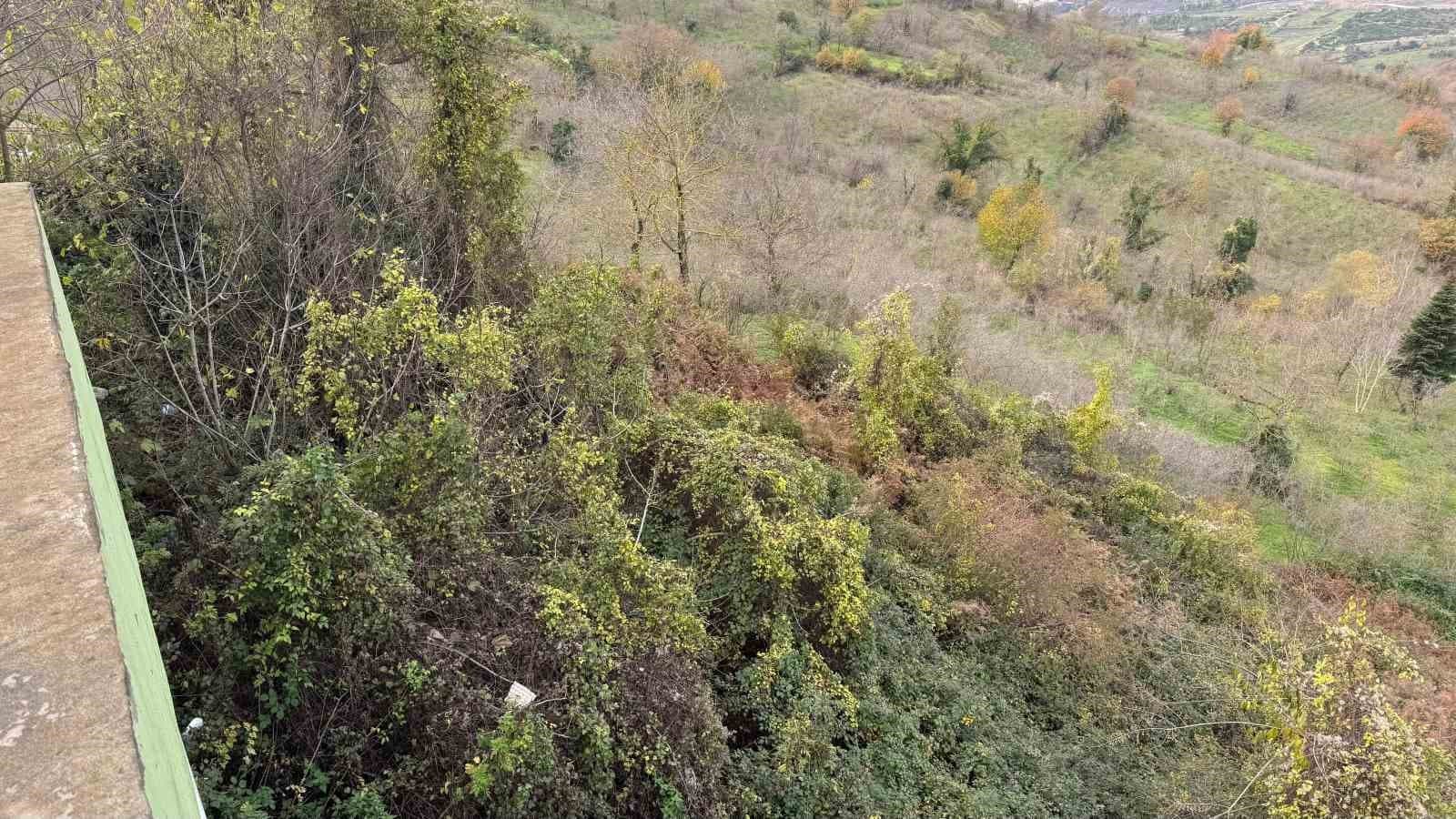 Heyelan sonrası Büyük Tekke Köyü’nde imam sorunu yaşanıyor