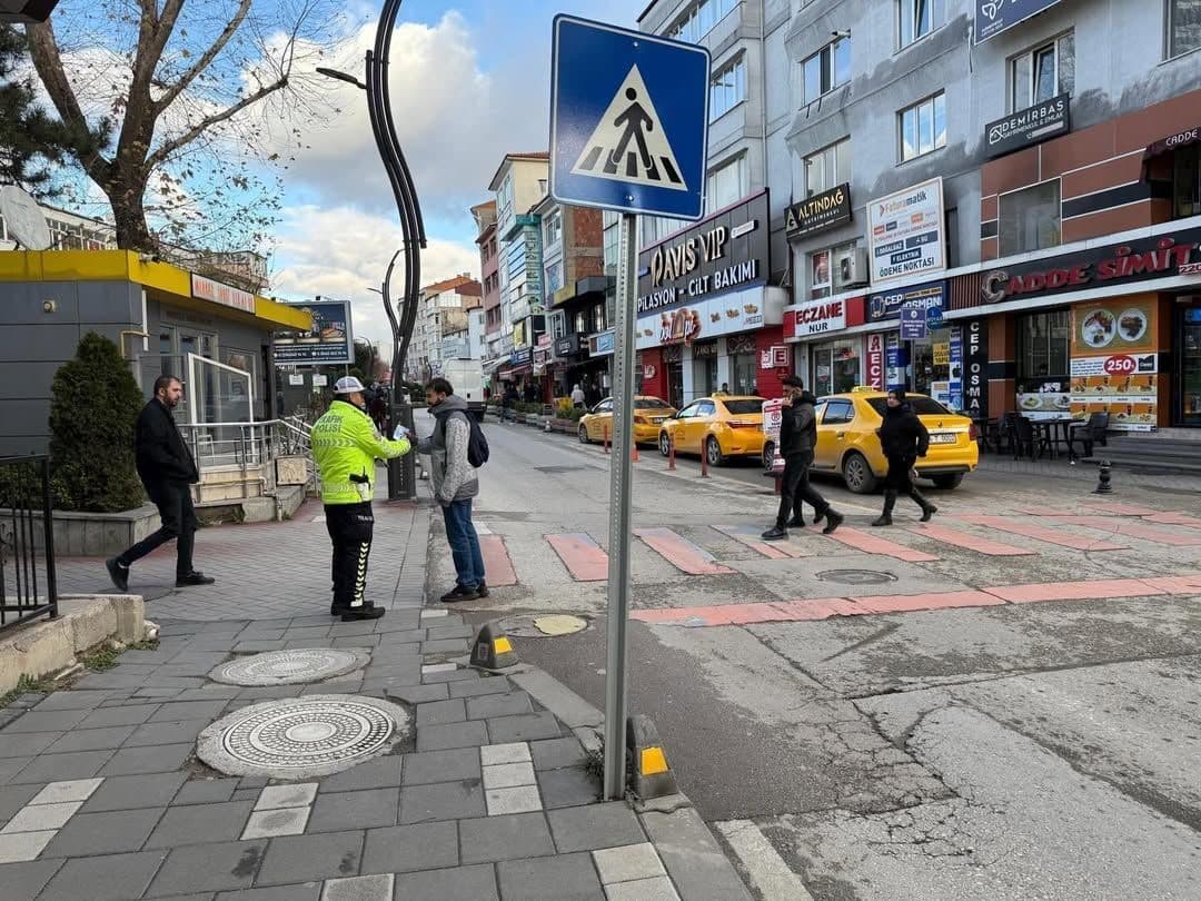 Yayalara uygulamalı trafik eğitimi