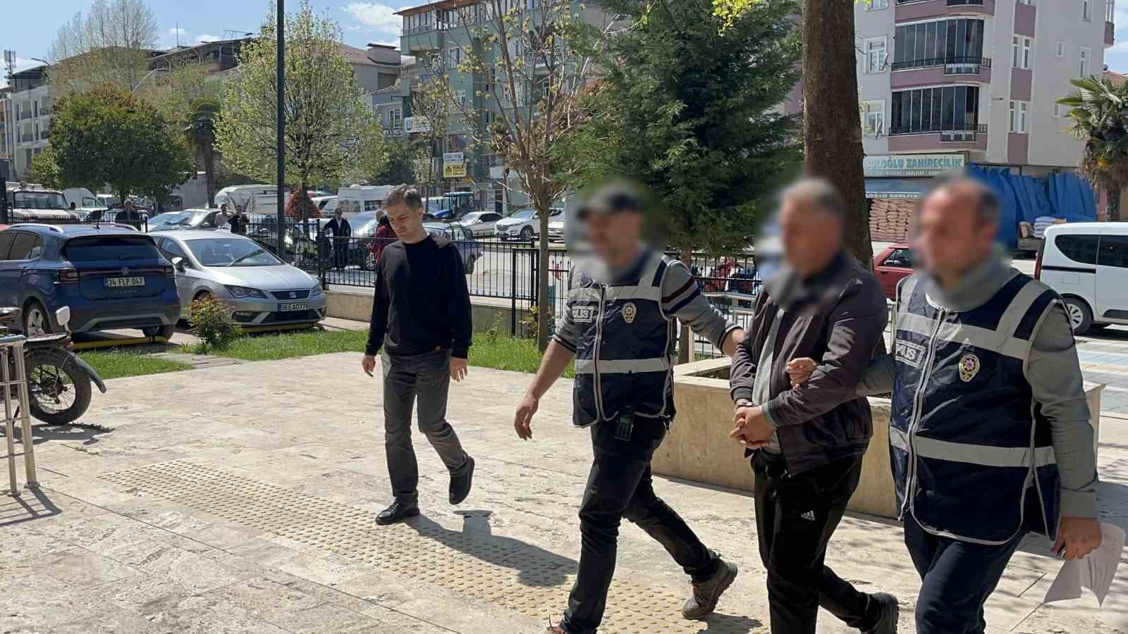 İnsan kaçakçısı tır sürücüsü tutuklandı