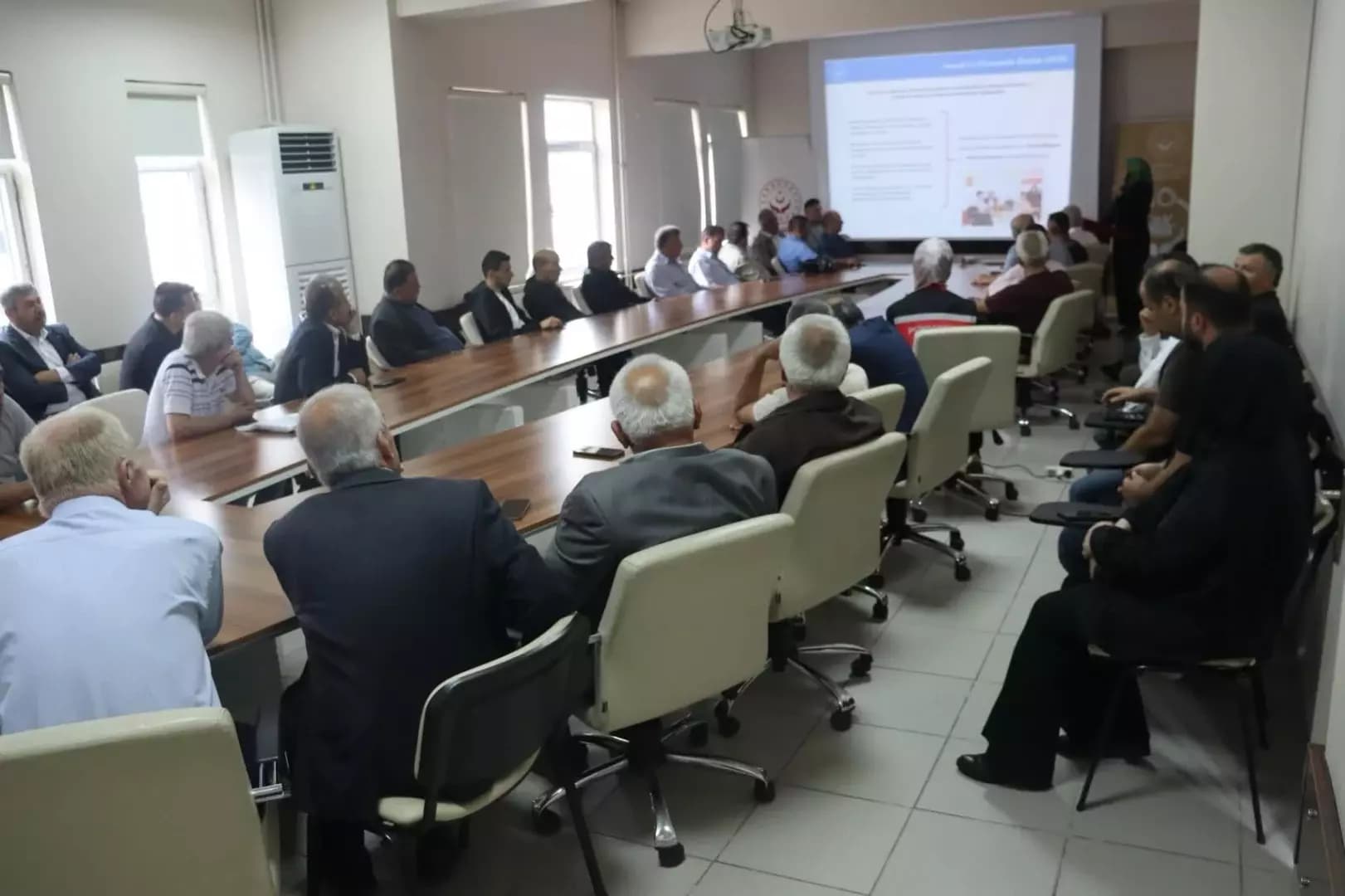 Yenice’de muhtarlara sosyal risk haritaları eğitimi verildi