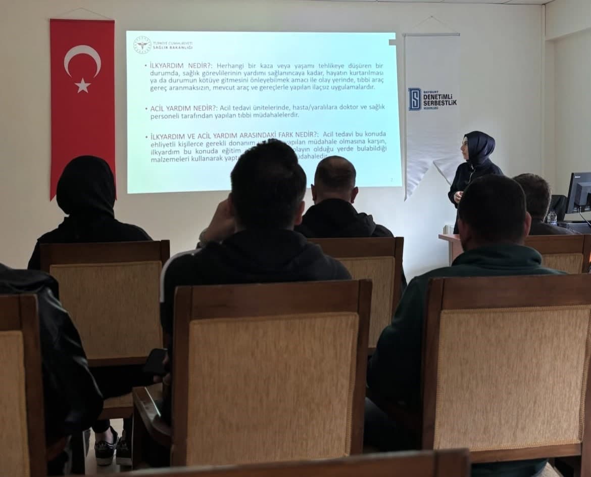 Bayburt’ta ilk yardım semineri düzenlendi