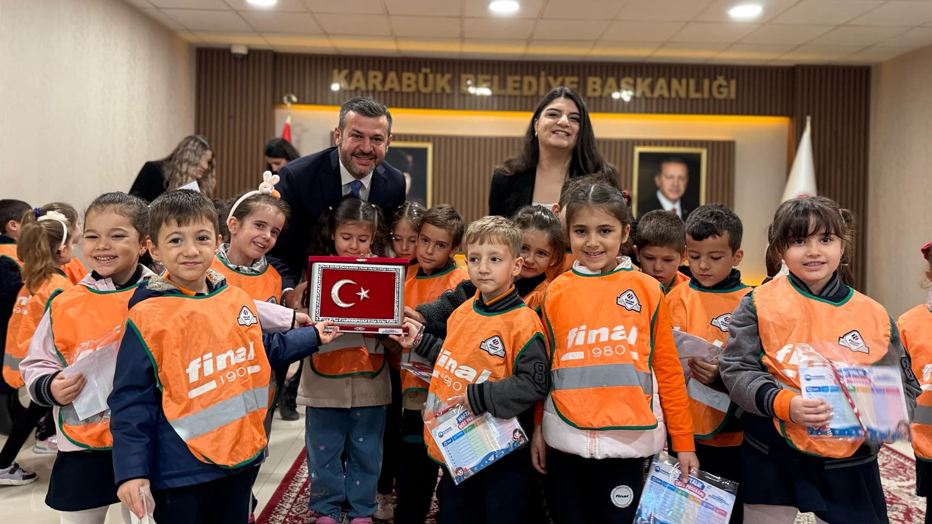Minik öğrencilerinden Başkan Çetinkaya’ya ziyaret