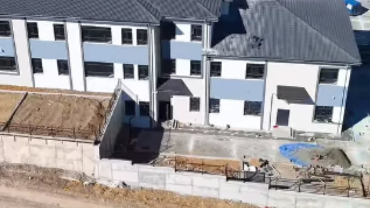 Karabük'te 40 derslikli iki yeni okul inşa ediliyor