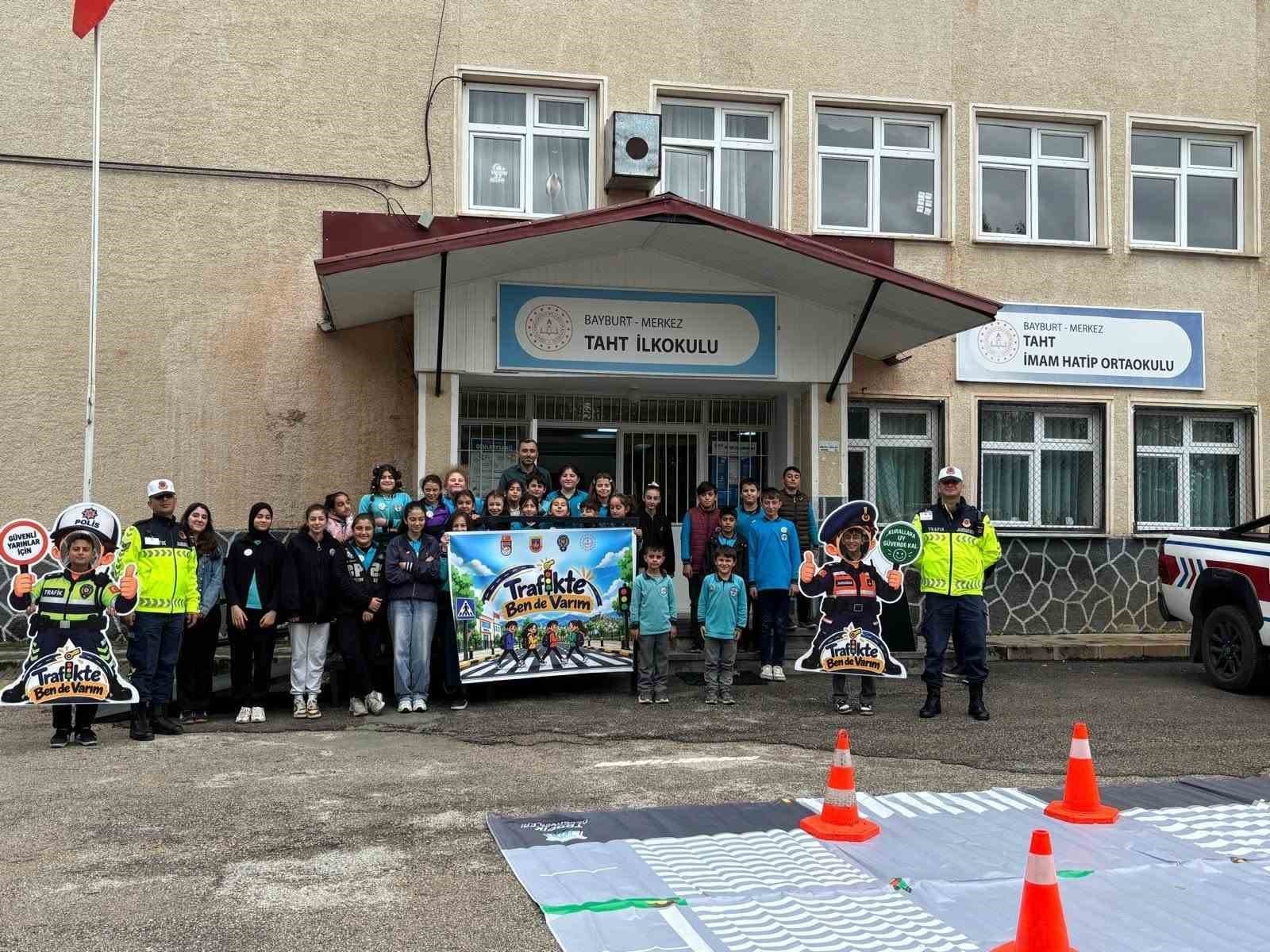‘Trafikte Ben de Varım’ projesi köy okulunda başladı