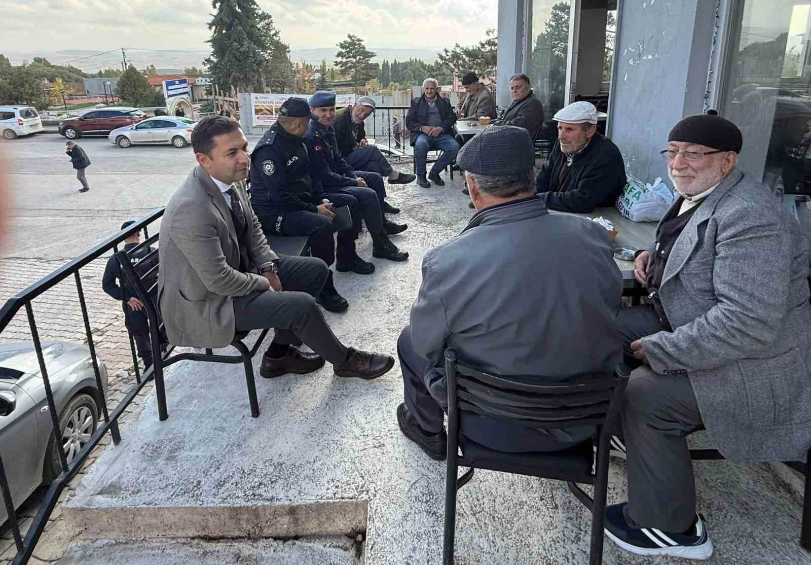 Kaymakam Yıldırım ve Ahat vatandaşların talep ve beklentilerini dinledi