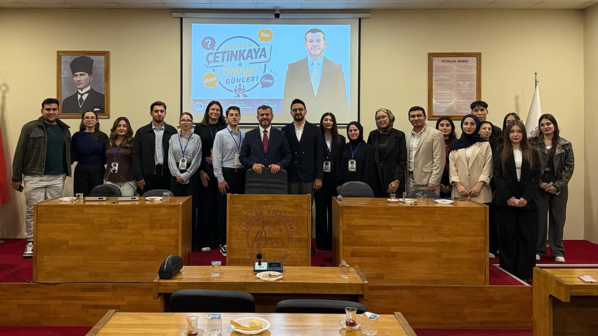 Başkan Çetinkaya, tecrübelerini gençlerle paylaştı