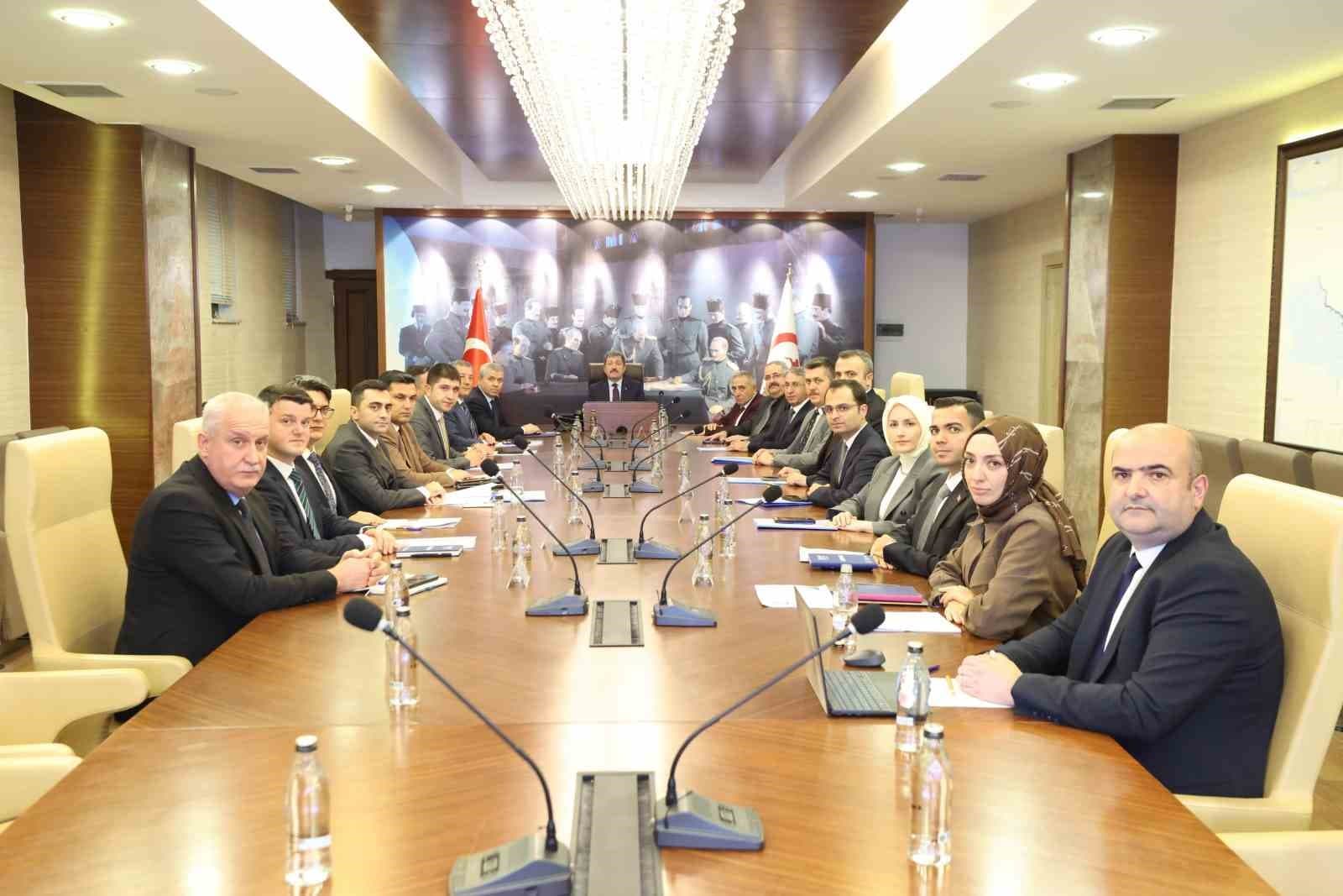 Sosyal Yardımlaşma ve Dayanışma Vakıflarının performansı değerlendirildi
