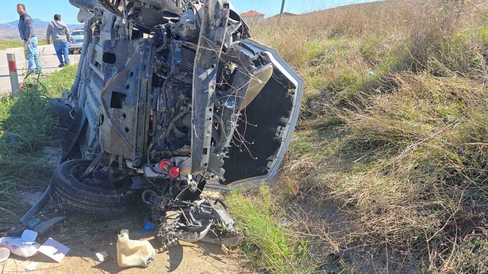 Samsun’da hafif ticari araç şarampole devrildi: 1 yaralı