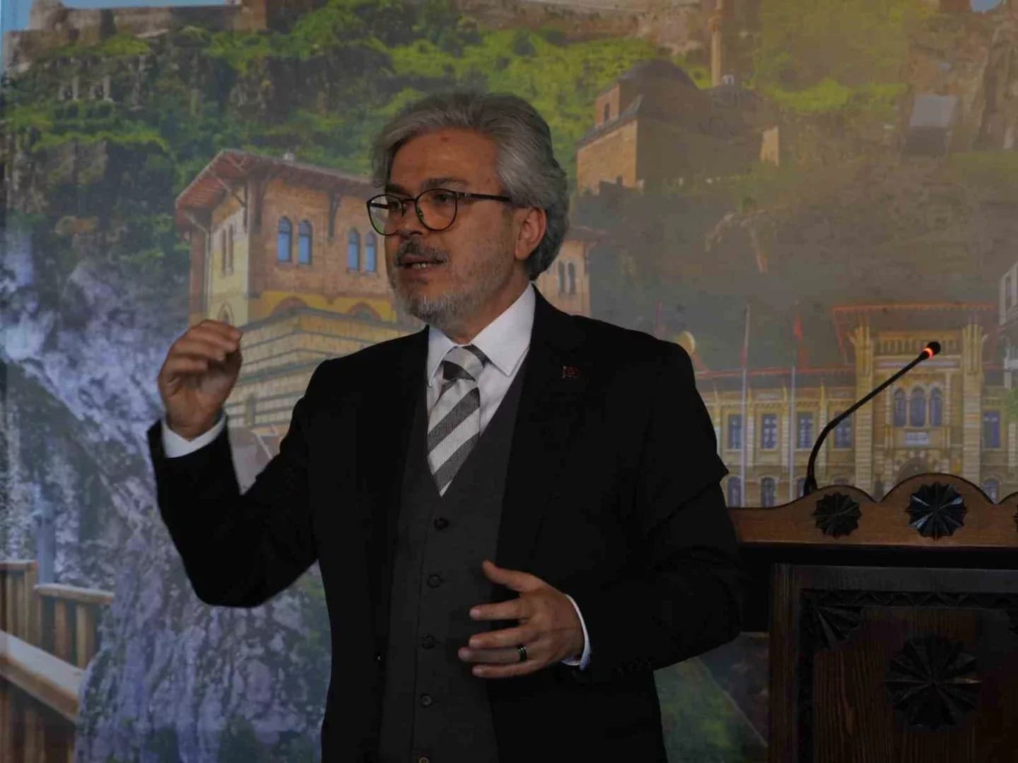 Milli Eğitim Bakan Yardımcısı Yelkenci: "Ara tatilleri kaldıracakmışız, konuşmadığımız bir şey"