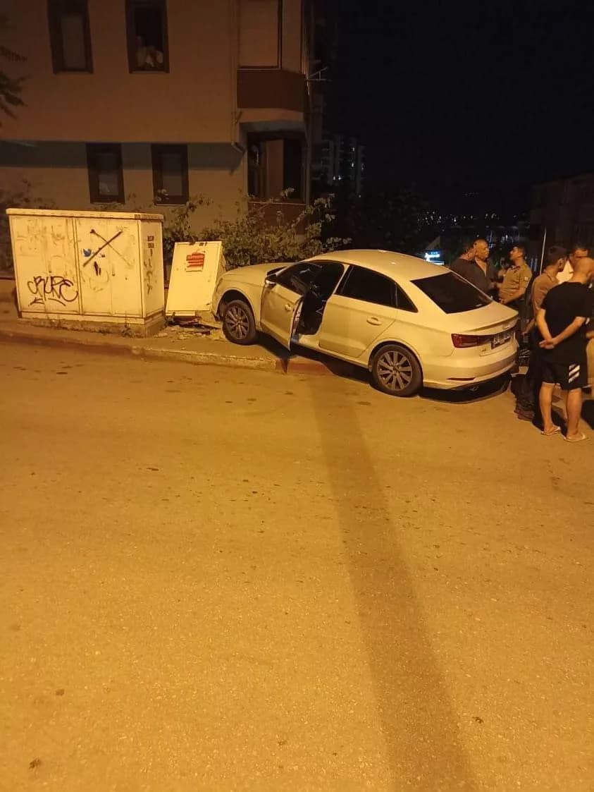 "Dur" ihtiarına uymayarak kaçan sürücü kaza yapınca yakalandı