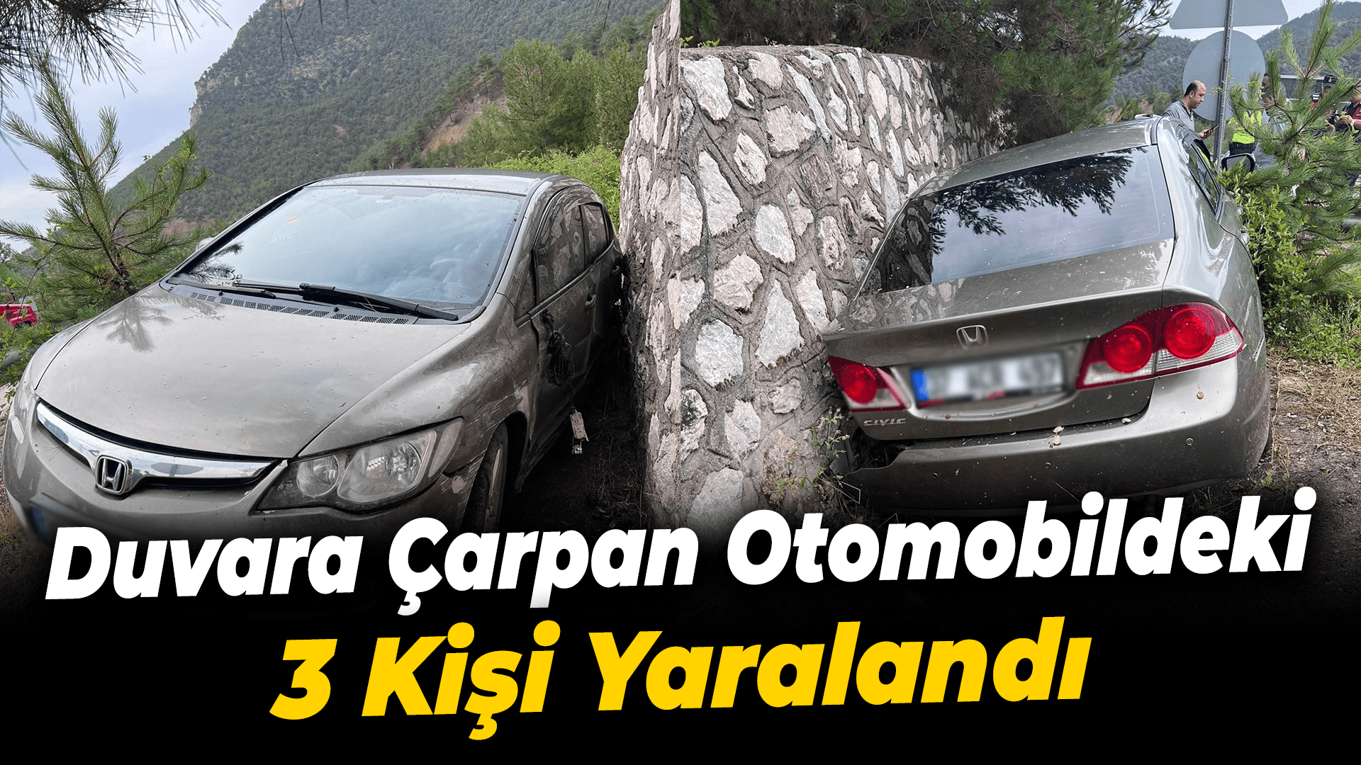 Duvara çarpan otomobildeki 3 kişi yaralandı