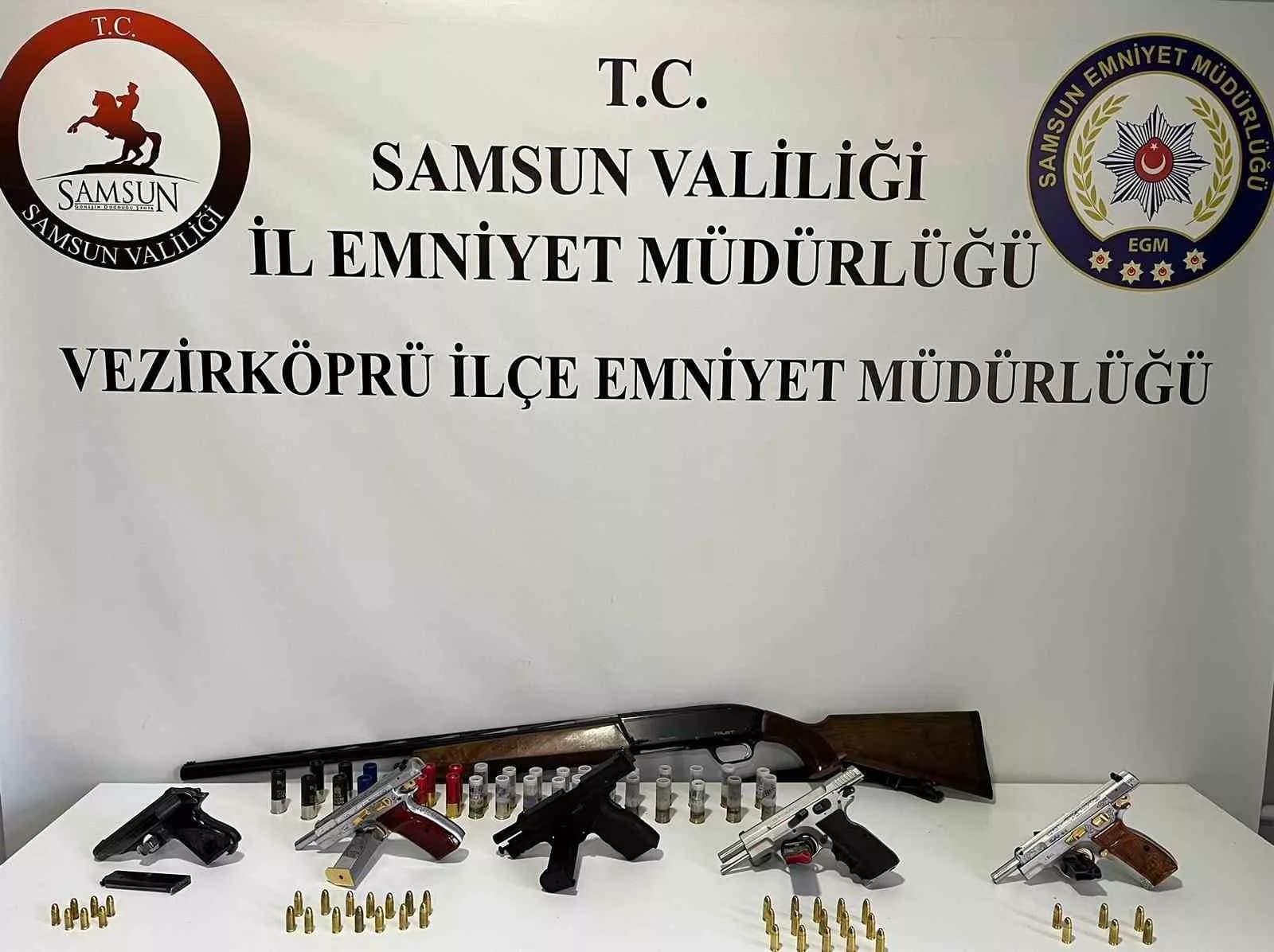 Samsun’da huzur uygulamasında 5 adet tabanca ele geçirildi