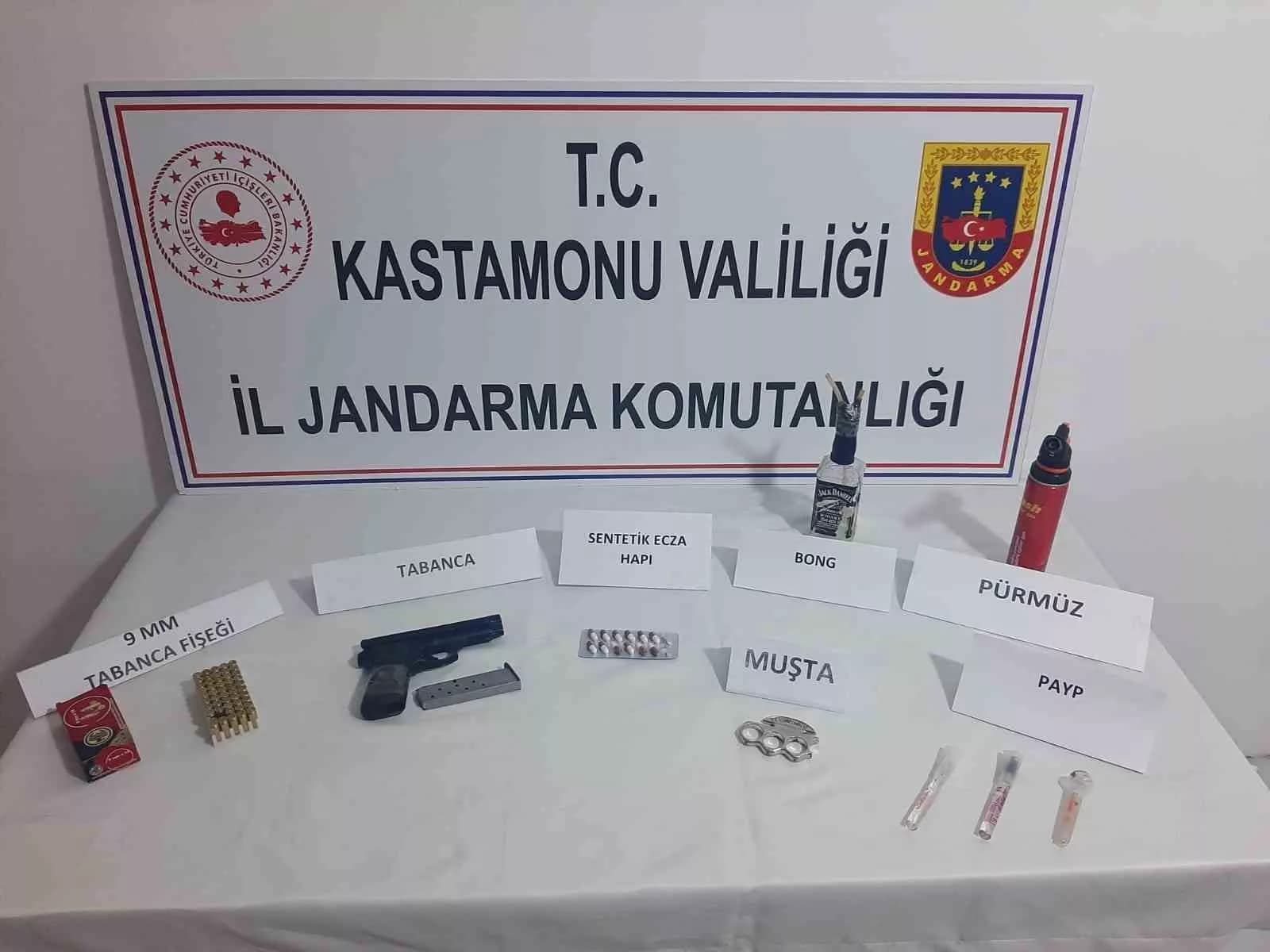 Kastamonu’da uyuşturucuyla yakalanan 6 kişi gözaltına alındı