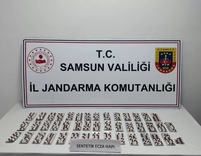 Samsun’da 947 adet sentetik ecza ele geçirildi