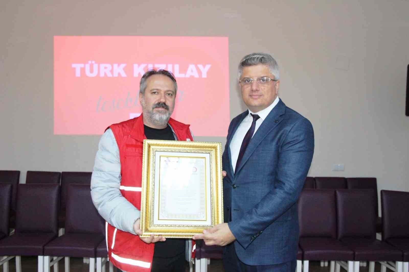 Türk Kızılay’dan Samsun İl Milli Eğitim Müdürlüğü’ne "altın madalya"