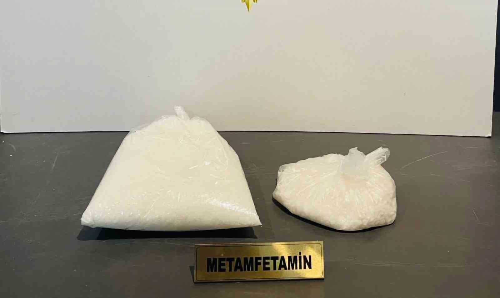 Samsun’da 1 kilo 300 gram metamfetamin ele geçirildi: 3 gözaltı