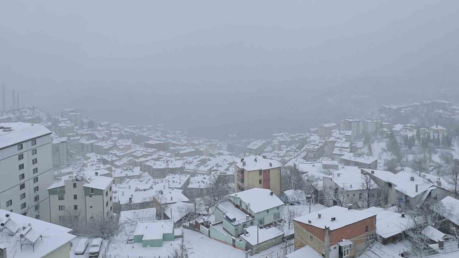 Artvin il genelinde eğitime kar engeli