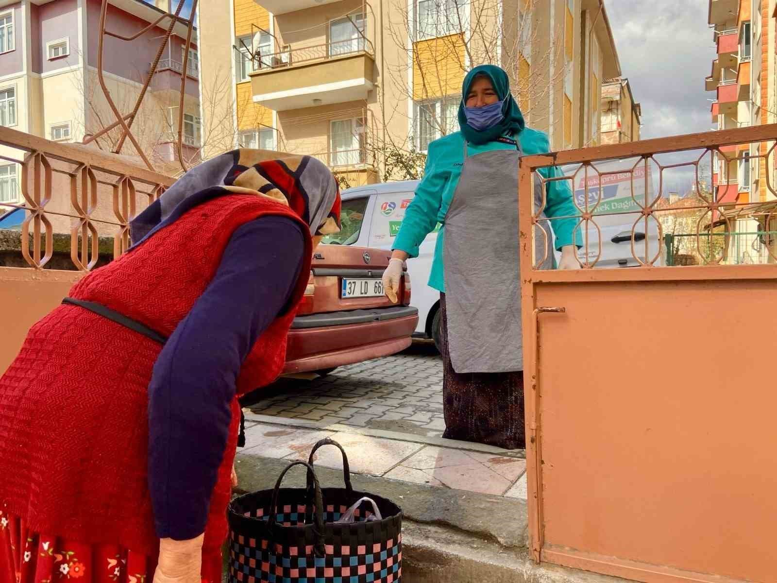 Taşköprü Belediyesi Aşevi, Ramazan’da 350 kişiye sıcak yemek ulaştırıyor