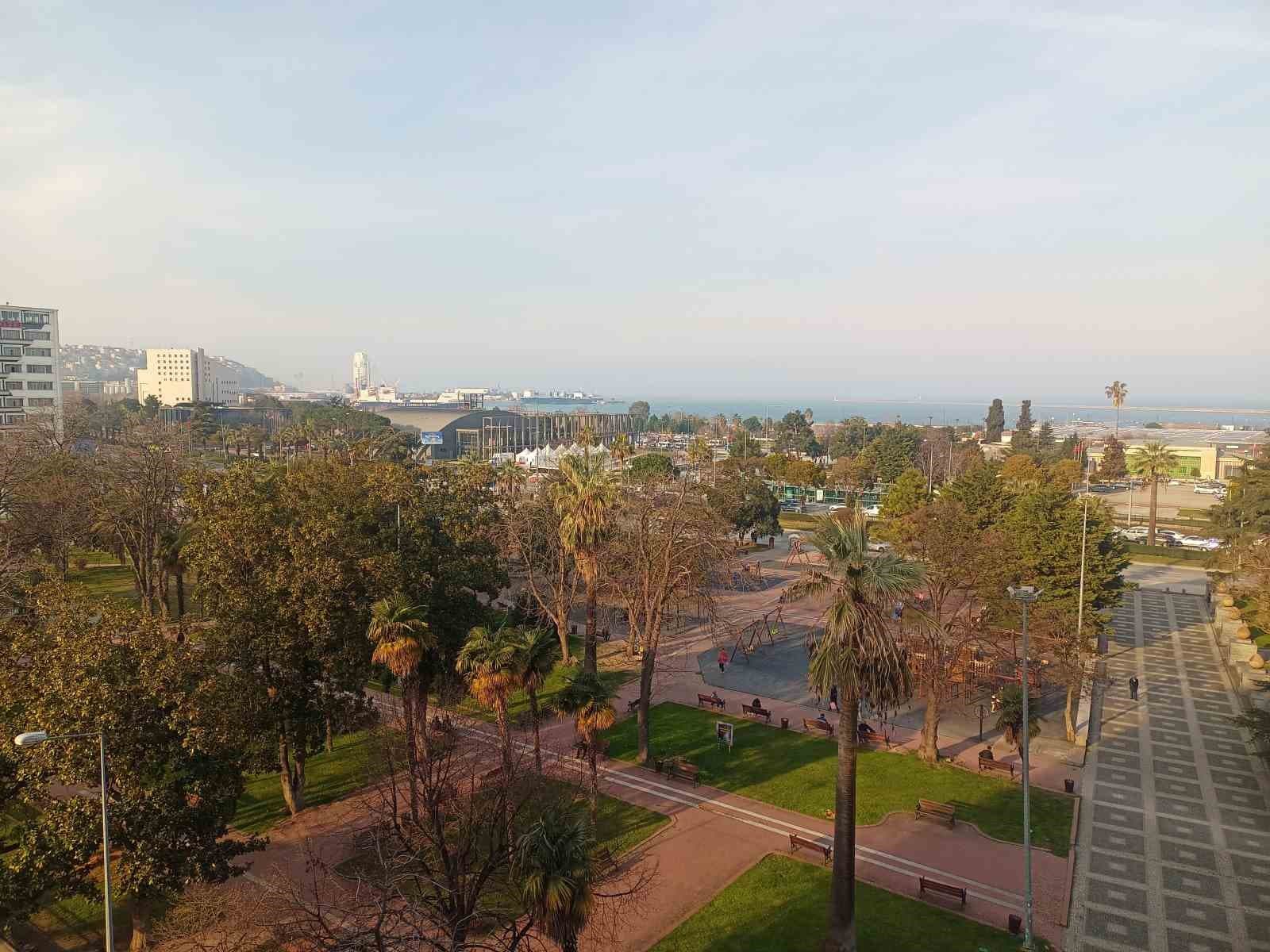 Samsun’un havasına ’kuvvetli enverziyon’ etkisi