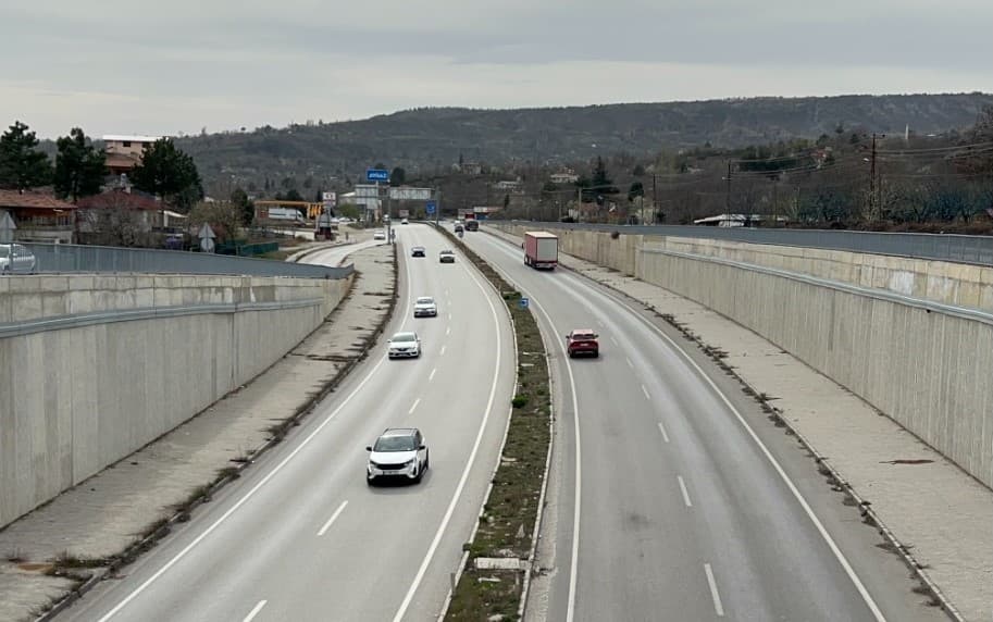 D-100 karayolu Kastamonu kesiminde trafik yoğunluğu başladı