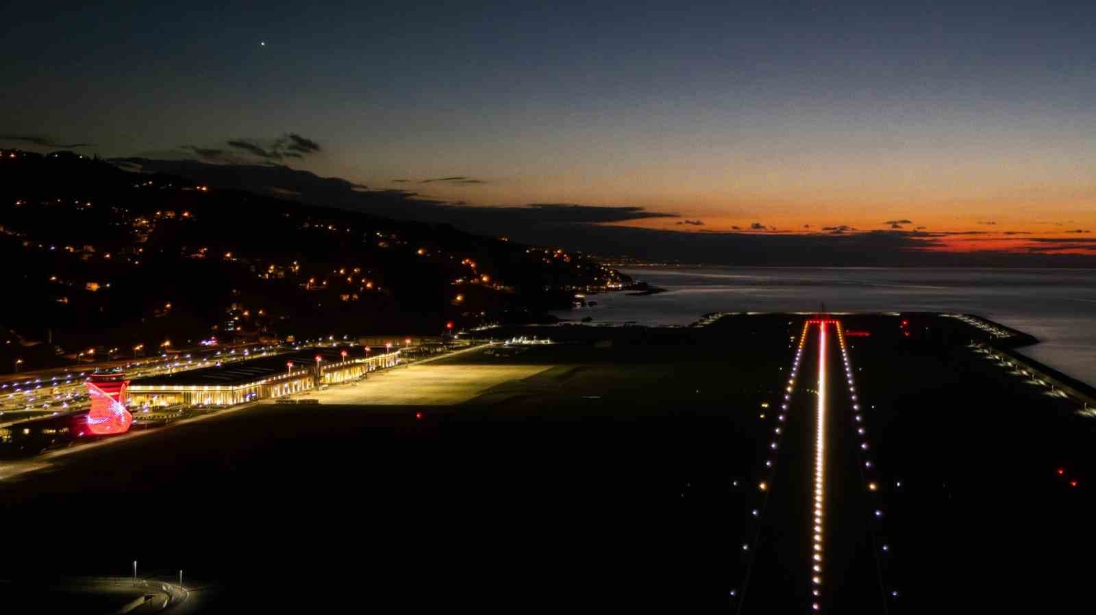 Rize-Artvin Havalimanı’na zorlu hava şartlarında uçak inişleri için yeni sistem