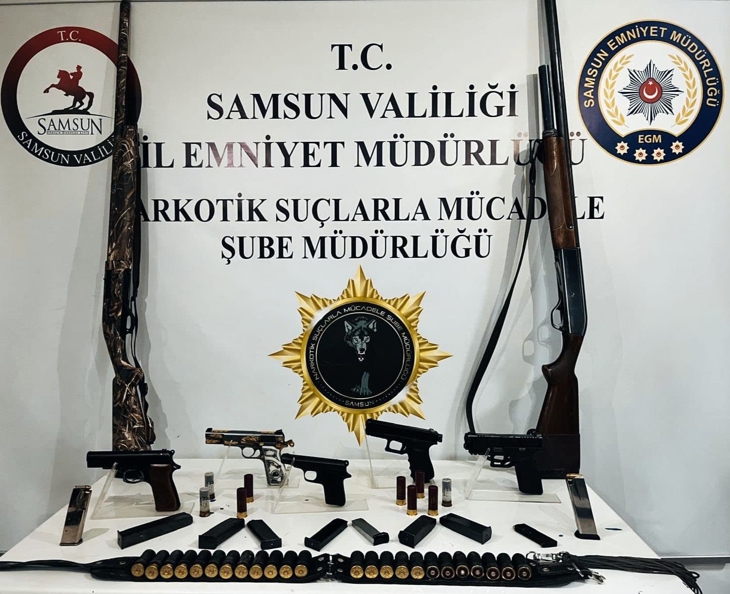 Samsun’da 5 tabanca ele geçirildi: 2 gözaltı