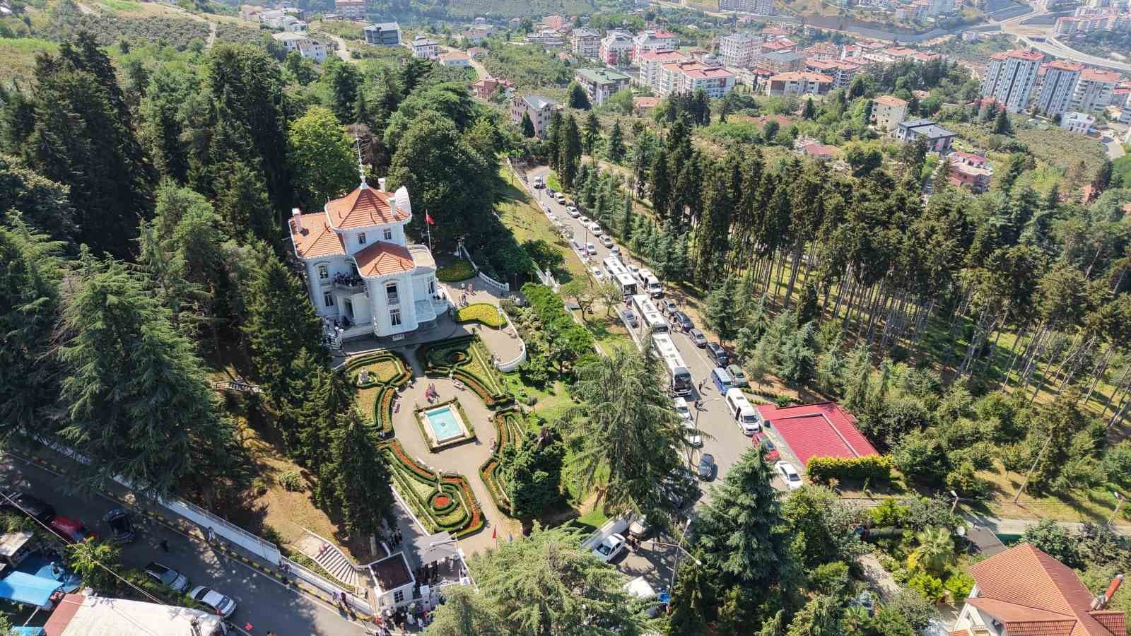 Atatürk’ün vasiyetini yazdığı Atatürk Köşkü’ne ziyaretçi akını