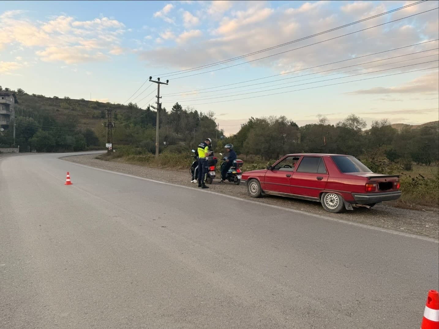 Zonguldak’ta huzur operasyonlarında 47 aranan şahıs yakalandı, kaçak ocaklar imha edildi