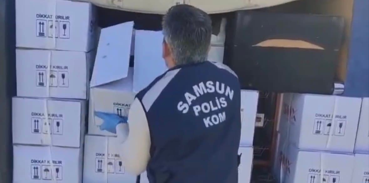 Samsun’da sahte içki operasyonu: 445 litre etil alkol ele geçirildi