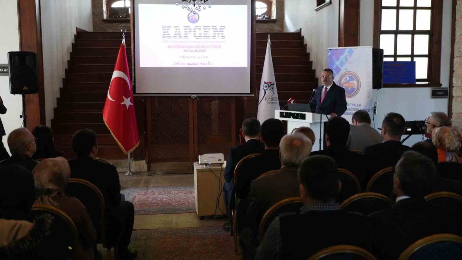 KAPGEM, Türkiye’de artan sahte haberlere karşı politika önerisi sundu