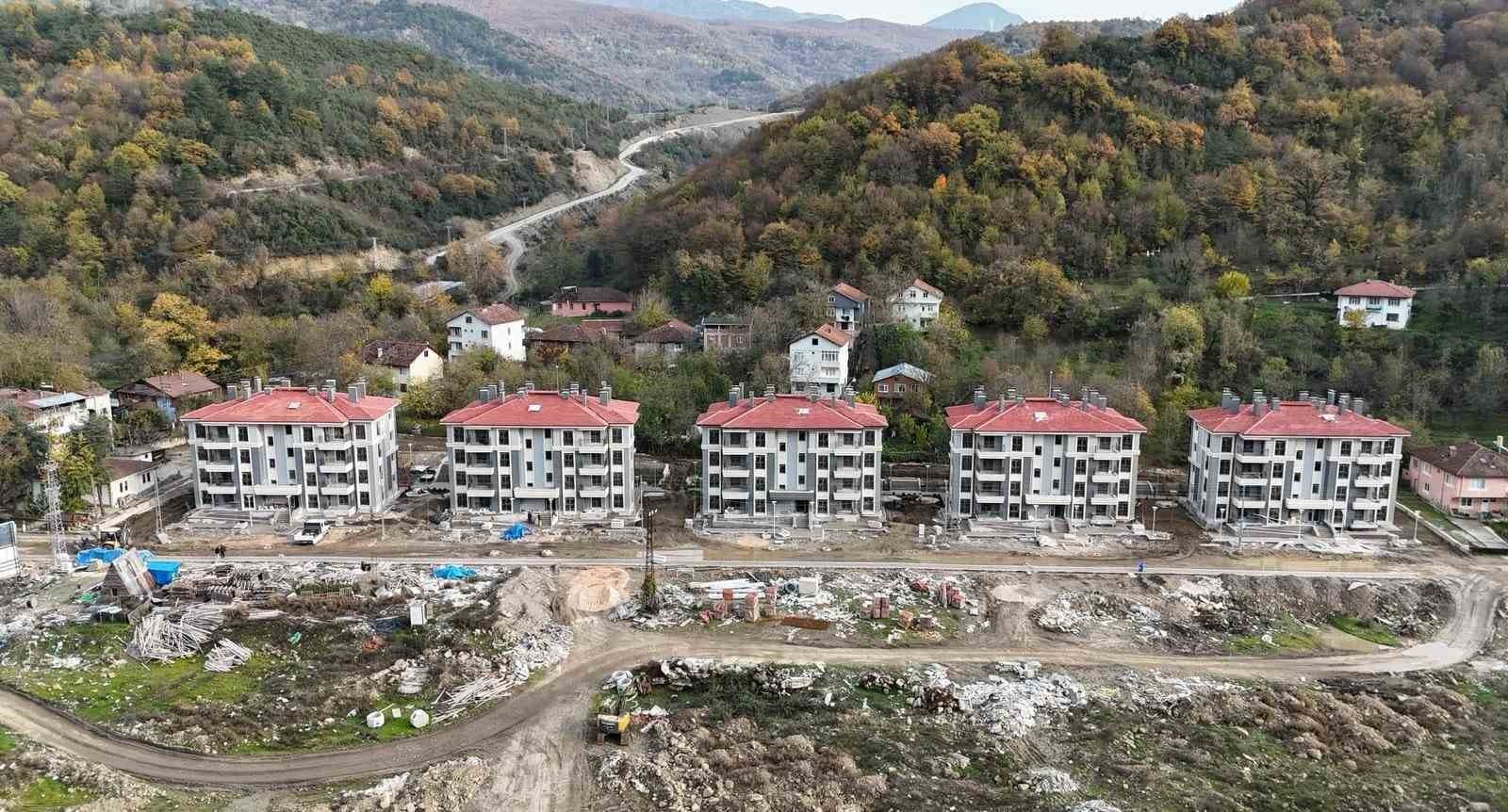 Tır Köyü’ndeki TOKİ Afet Konutlarında Sona Gelindi