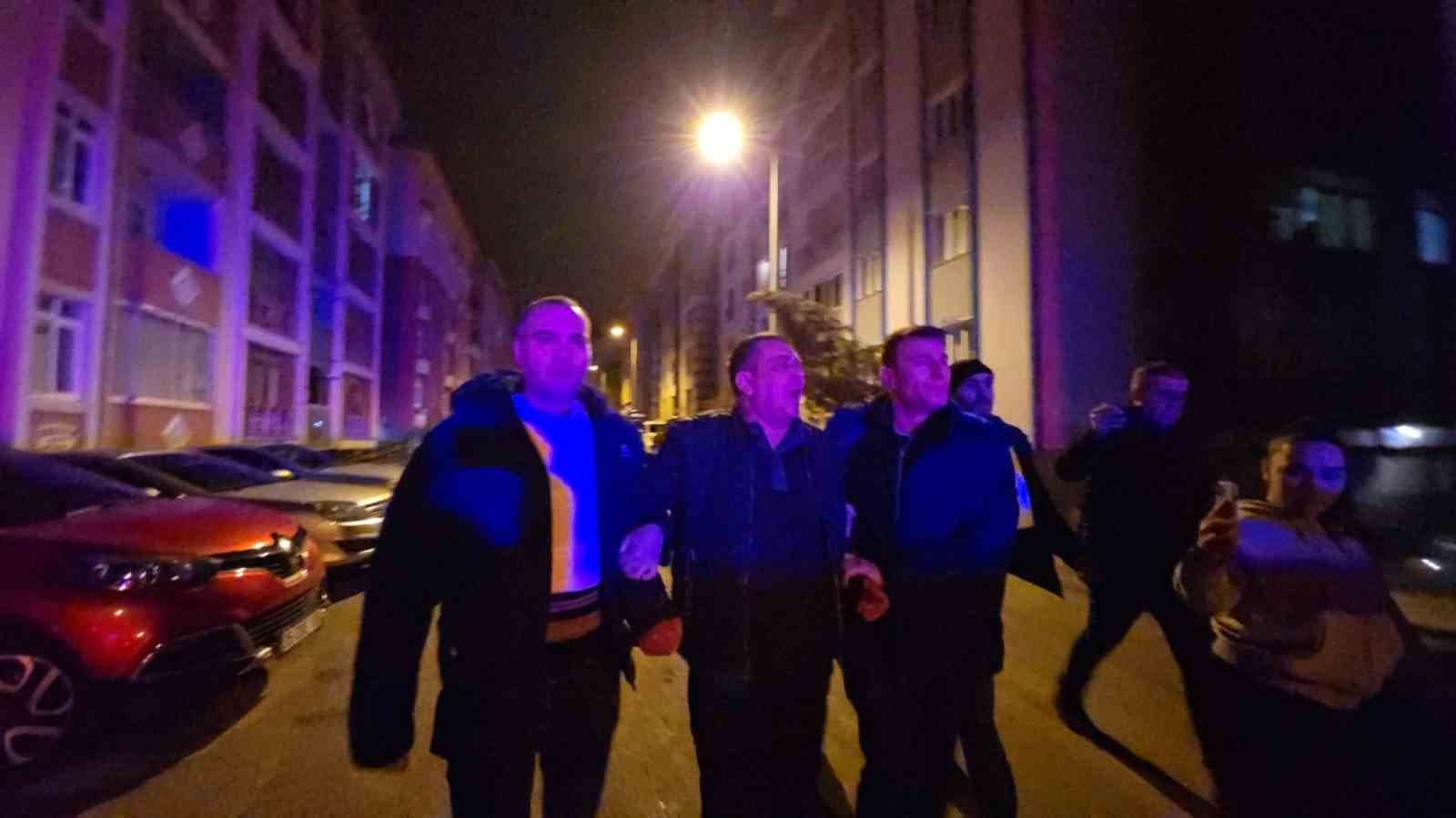 Karabük’te sıcak saatler: Kapısına gelen kızının erkek arkadaşını av tüfeği ile ayağından vurarak yaraladı