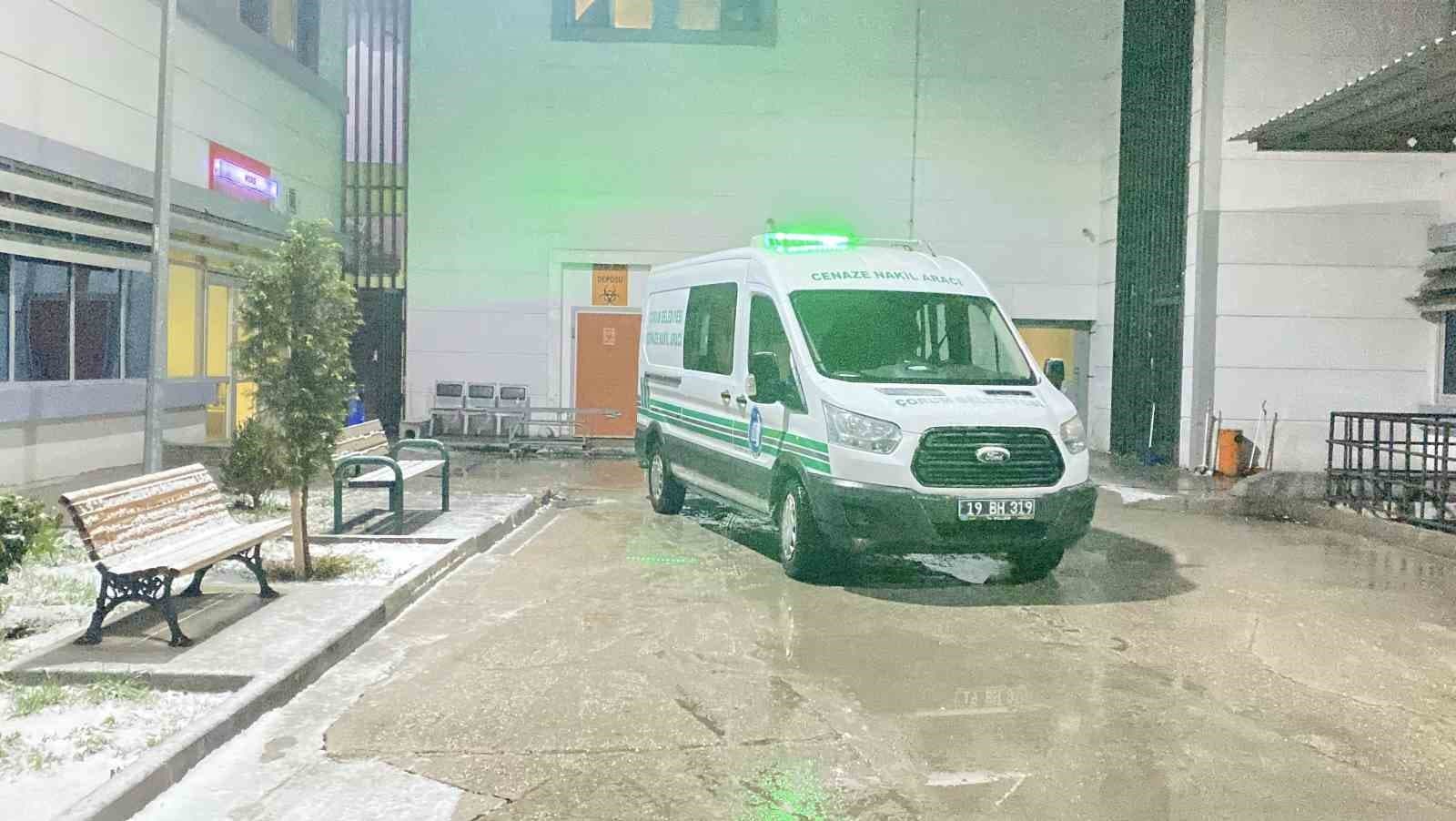 Çorum’da feci olay: Yem karma makinasına düşen adam hayatını kaybetti