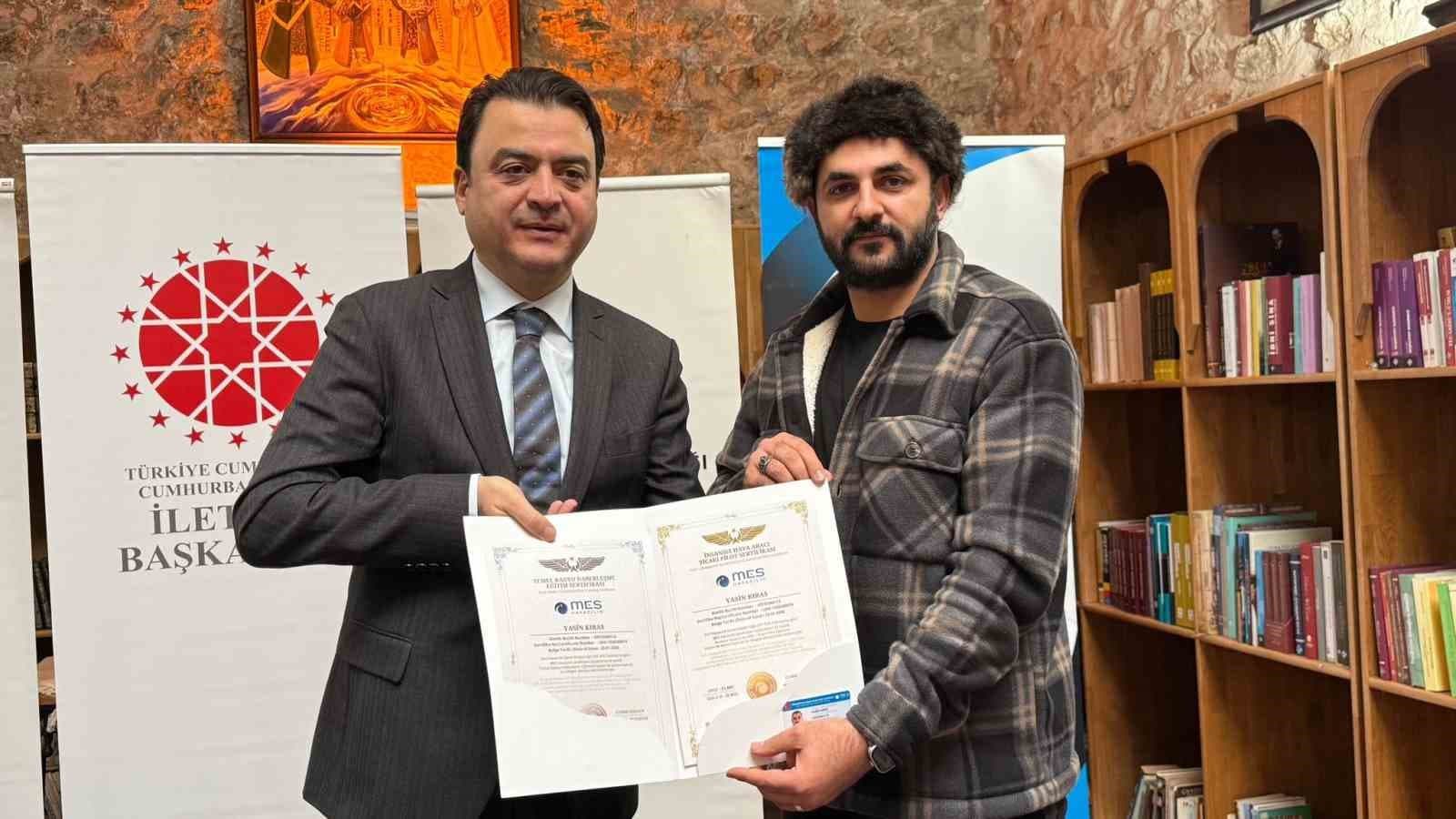 Tokatlı gazeteciler İHA 1 ticari pilot sertifikalarını aldı