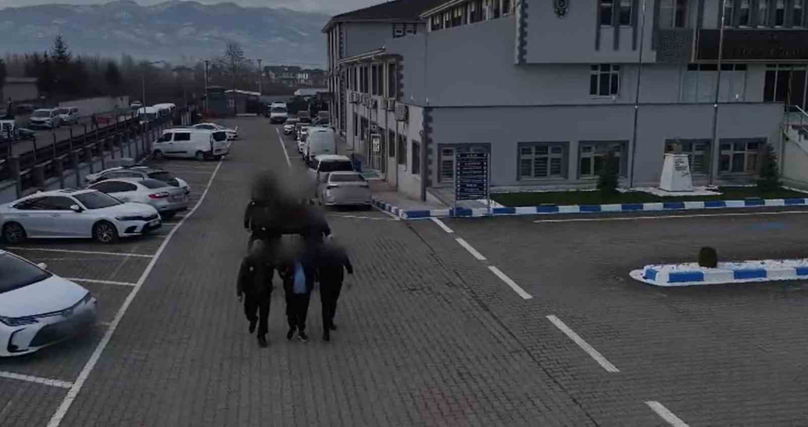 DEAŞ örgüt üyesi 2 şüpheli tutuklandı