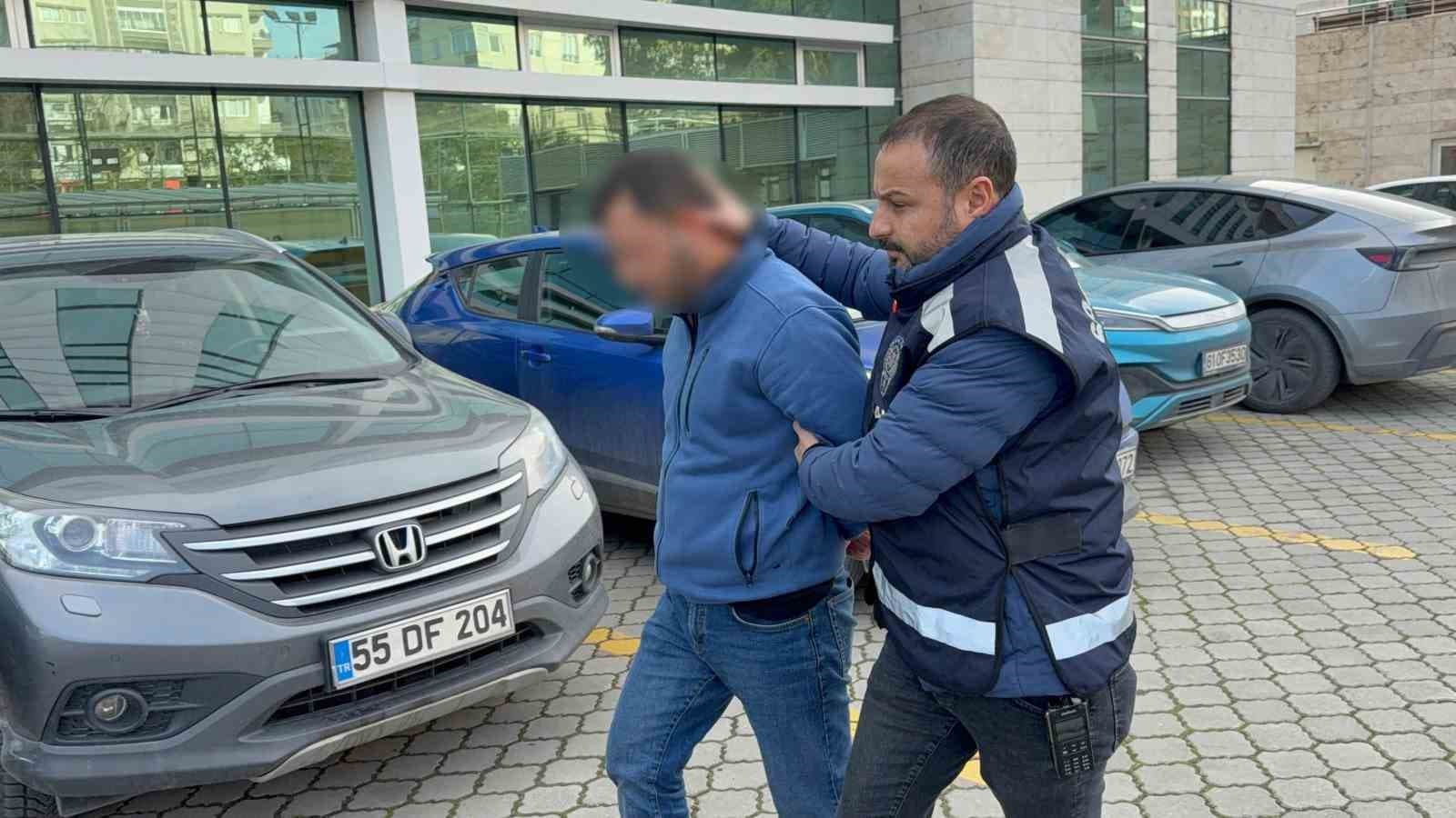 Kahvehanede tartışmada sandalyeden düşen şahıs ağır yaralandı: 1 tutuklama