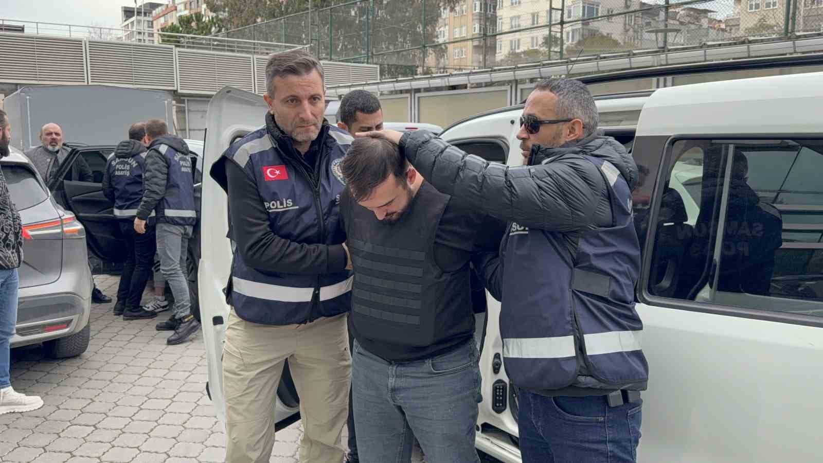 Kardeşlere maskeli saldırı cinayetinde 2 zanlı adliyeye sevk edildi